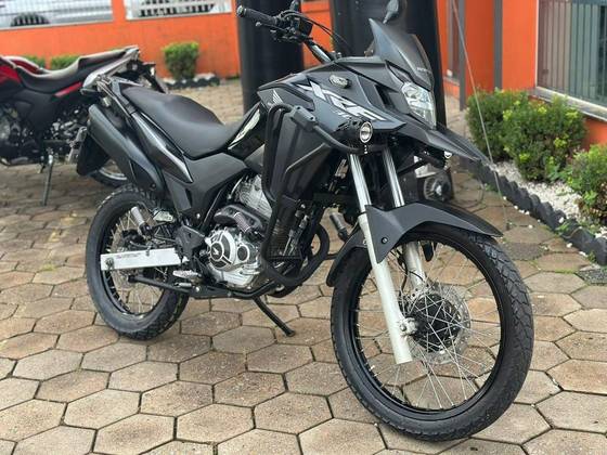 HONDA XRE 300 ABS HONDA XRE 300 ABS